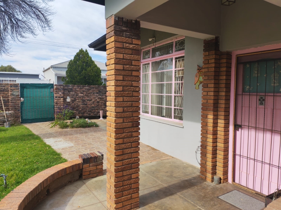 3 Bedroom Property for Sale in Middelburg Eastern Cape
